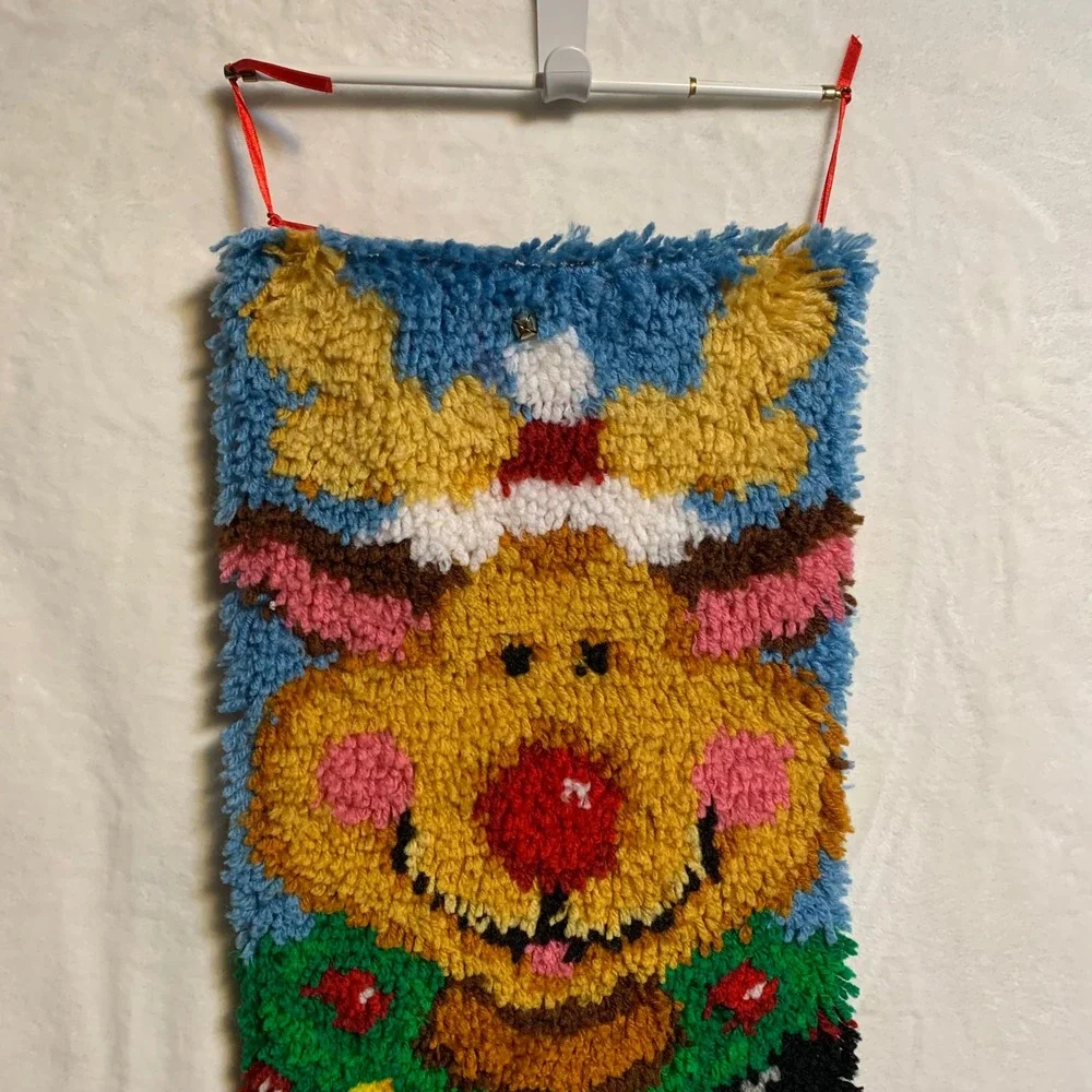 Vintage‎ Latch Hook Rug Reindeer Christmas Wall Hanging Jingle Bells 35x12 Decor